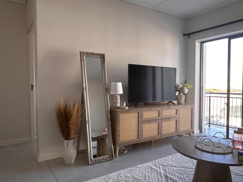 To Let 1 Bedroom Property for Rent in Sandown Western Cape